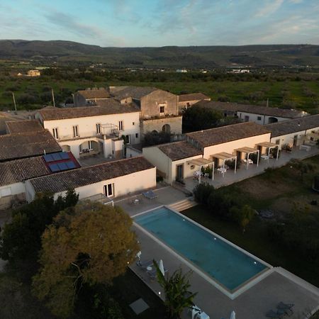 Dimora Di Dante Bed & Breakfast Chiaramonte Gulfi Eksteriør bilde