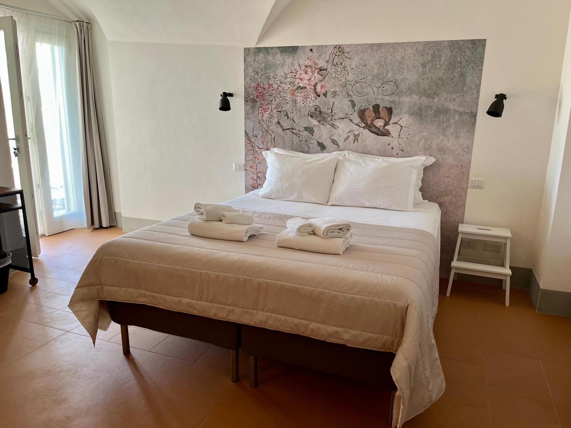 Dimora Di Dante Bed & Breakfast Chiaramonte Gulfi Eksteriør bilde