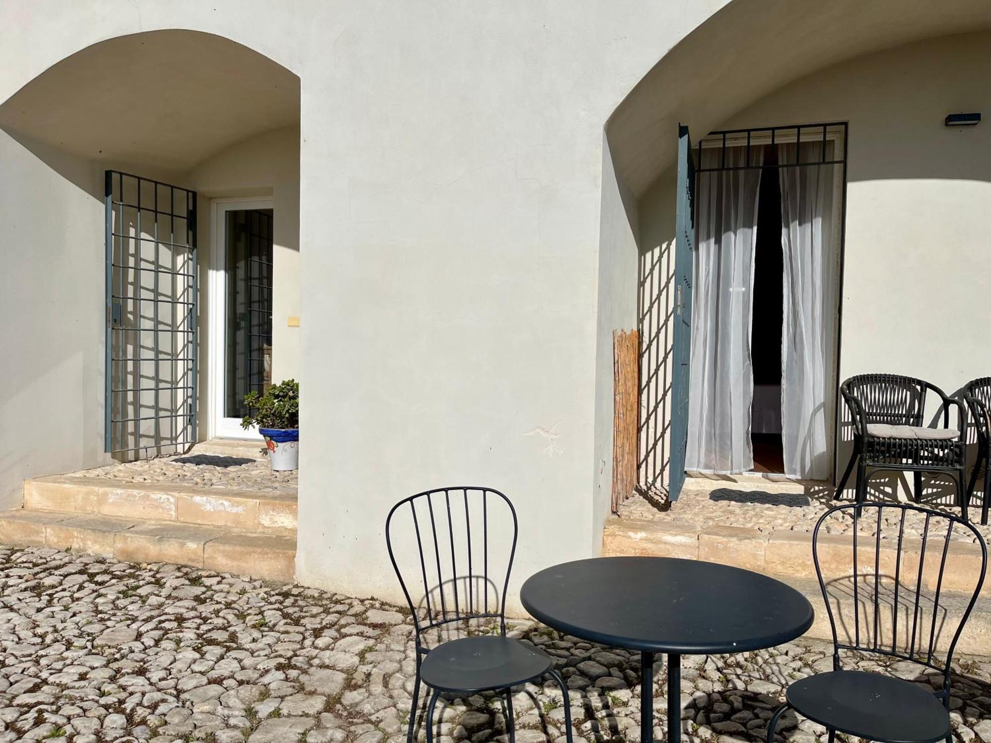Dimora Di Dante Bed & Breakfast Chiaramonte Gulfi Eksteriør bilde